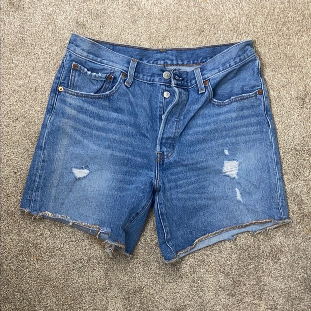 Levi’s 501 Long Shorts